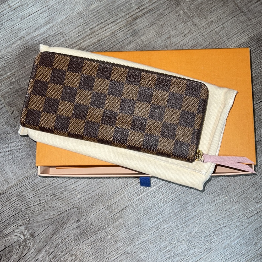 Louis Vuitton CLÉMENCE WALLET - Picture 2 of 6